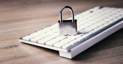 🔐 Implementing Smart Card Authentication on Alpine Linux: Advanced Security